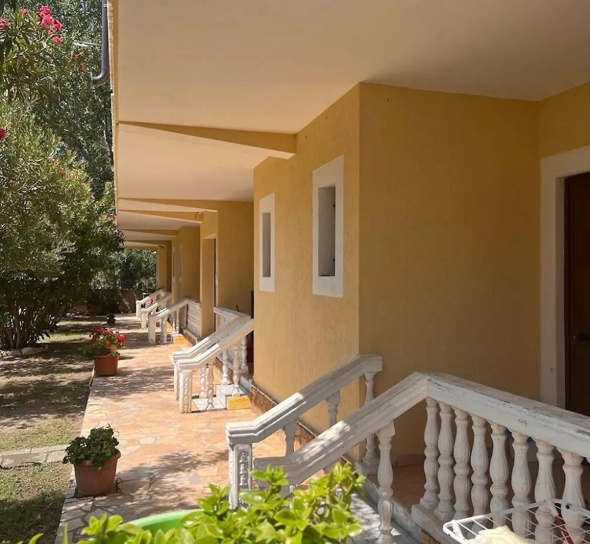 Hotel Marino Baks-Rrjoll